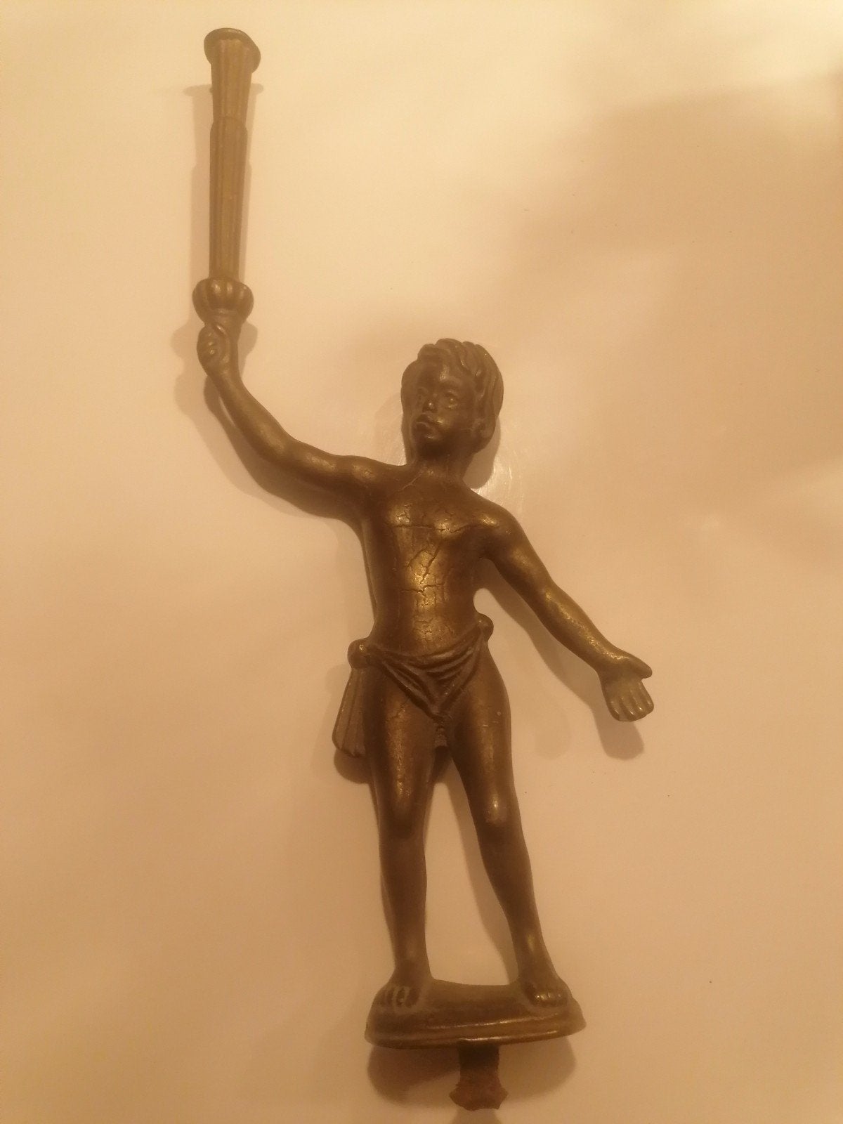 Personage d'époque romaine en  bronze ou laiton, Bronze