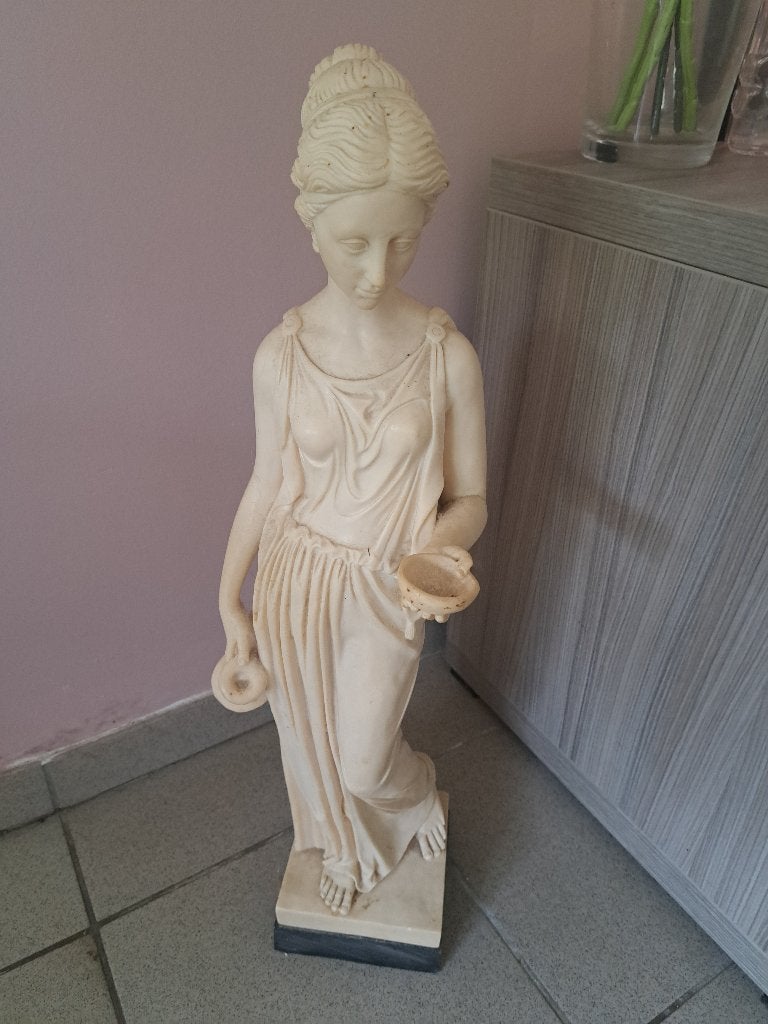 Vrouwenbeeld afrodith, Statue, Pierre ou céramique, 50 - 100 cm, Enlèvement