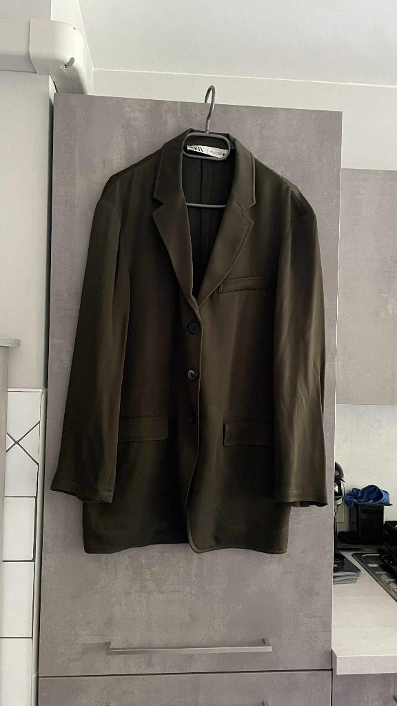 Nieuwe blazer van ZARA khaki elegant S, Kleding | Dames, Kostuum of Pak, Zara, Nieuw, Ophalen of Verzenden