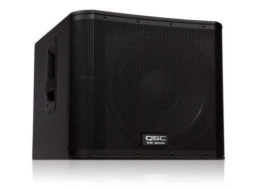 1 QSC  KW 181. BAS SUB ACTIEVE SPEAKER. Min 1 KW, Subwoofer, Zo goed als nieuw, Basreflex, Ophalen