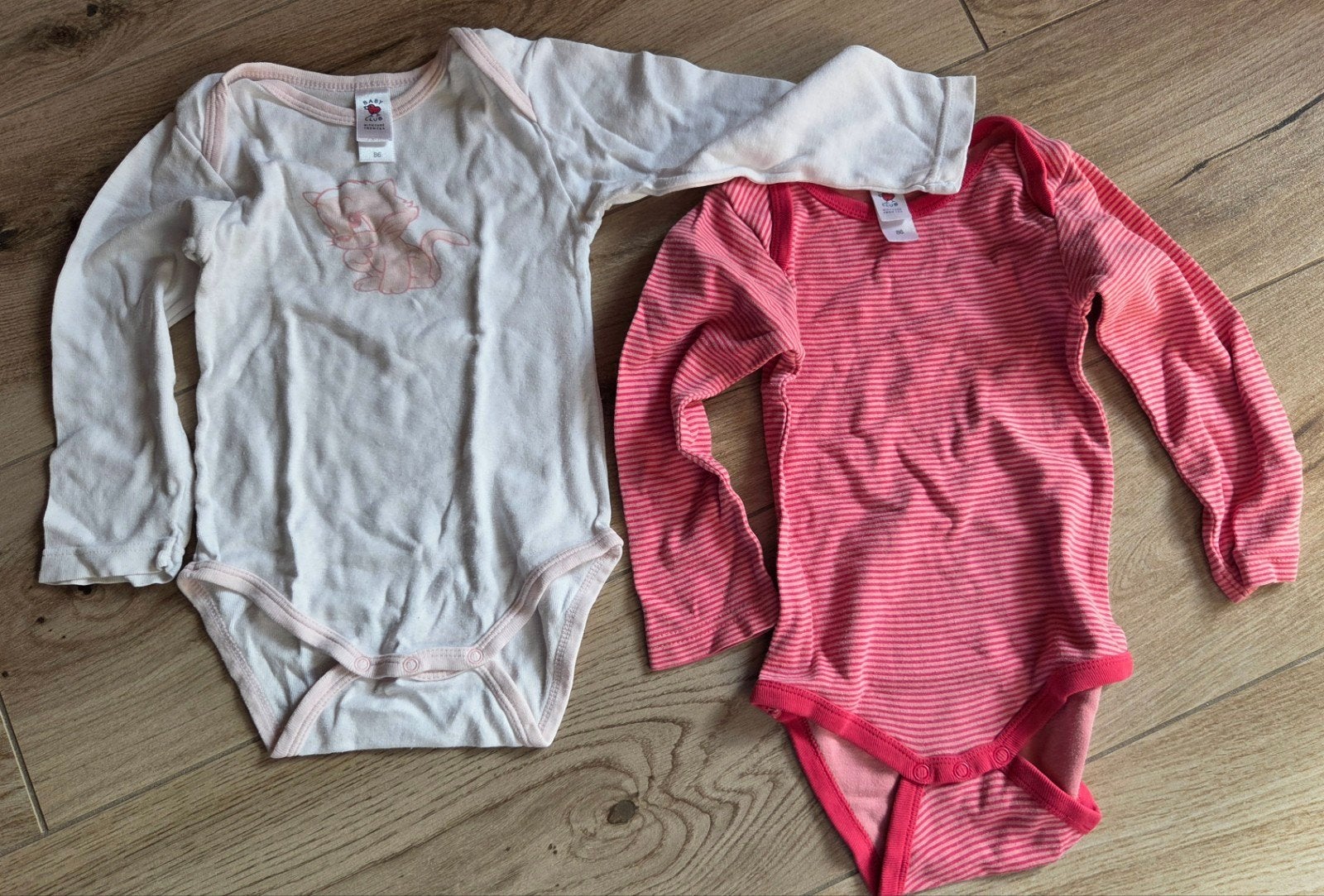 Lot de 2 bodys longues manches 18 mois, Kinderen en Baby's, Ophalen of Verzenden, Gebruikt, Meisje, Shirtje of Longsleeve