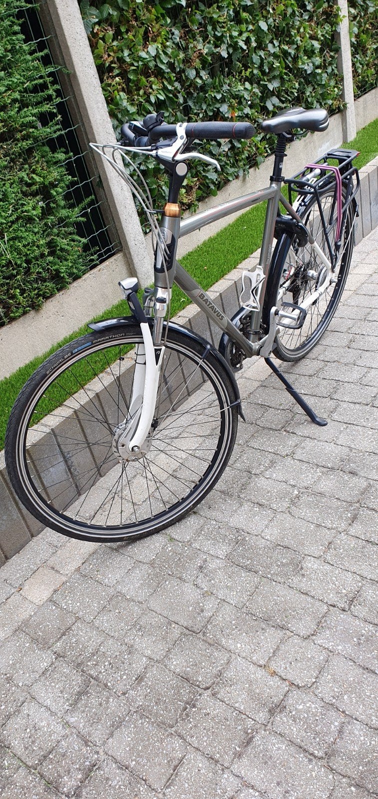 goed onderhouden heren fiets, Frein à tambour, Batavus, Enlèvement, 28 pouces