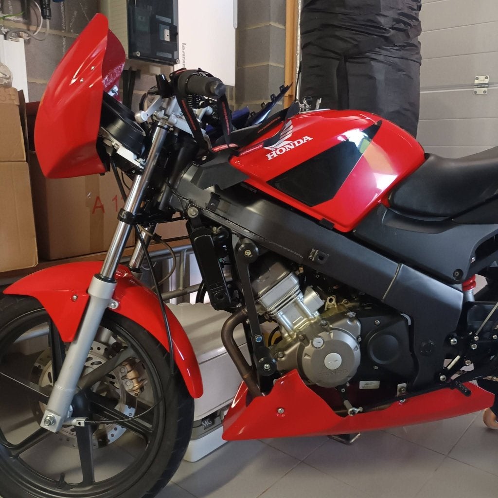 HONDA CBR 125R PISTE OU ROUTE, Occasion, 125 cm³, 12 à 35 kW, 1 cylindre