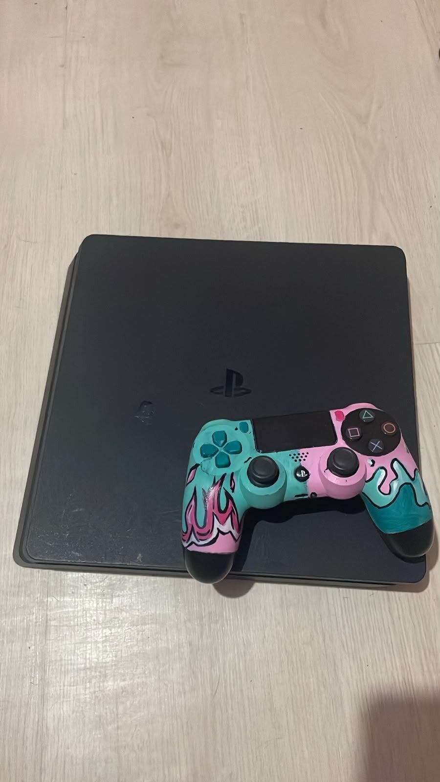 playstation 4 Slim, Ophalen, Slim