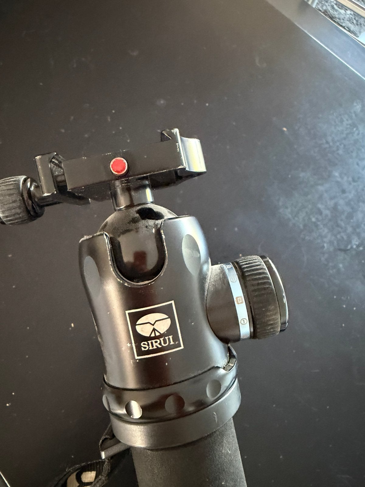 Monopod avec rotule sirui, Avec rotule, Comme neuf, Enlèvement, Rotule