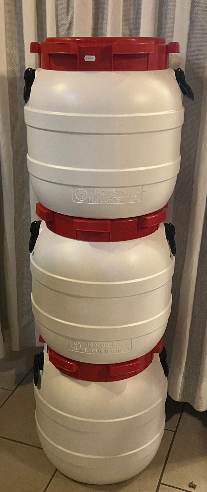 Gekeurde Curtec vaten nieuw met hendel 62€ per stuk, Ophalen, Nieuw