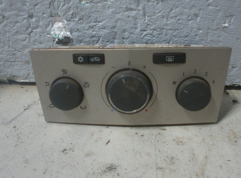 PANNEAU DE COMMANDE CLIMATISATION Astra H (L48) (13269404), Opel, Opel Automobile GmbH, Utilisé, Kontakt-opel@opel.com