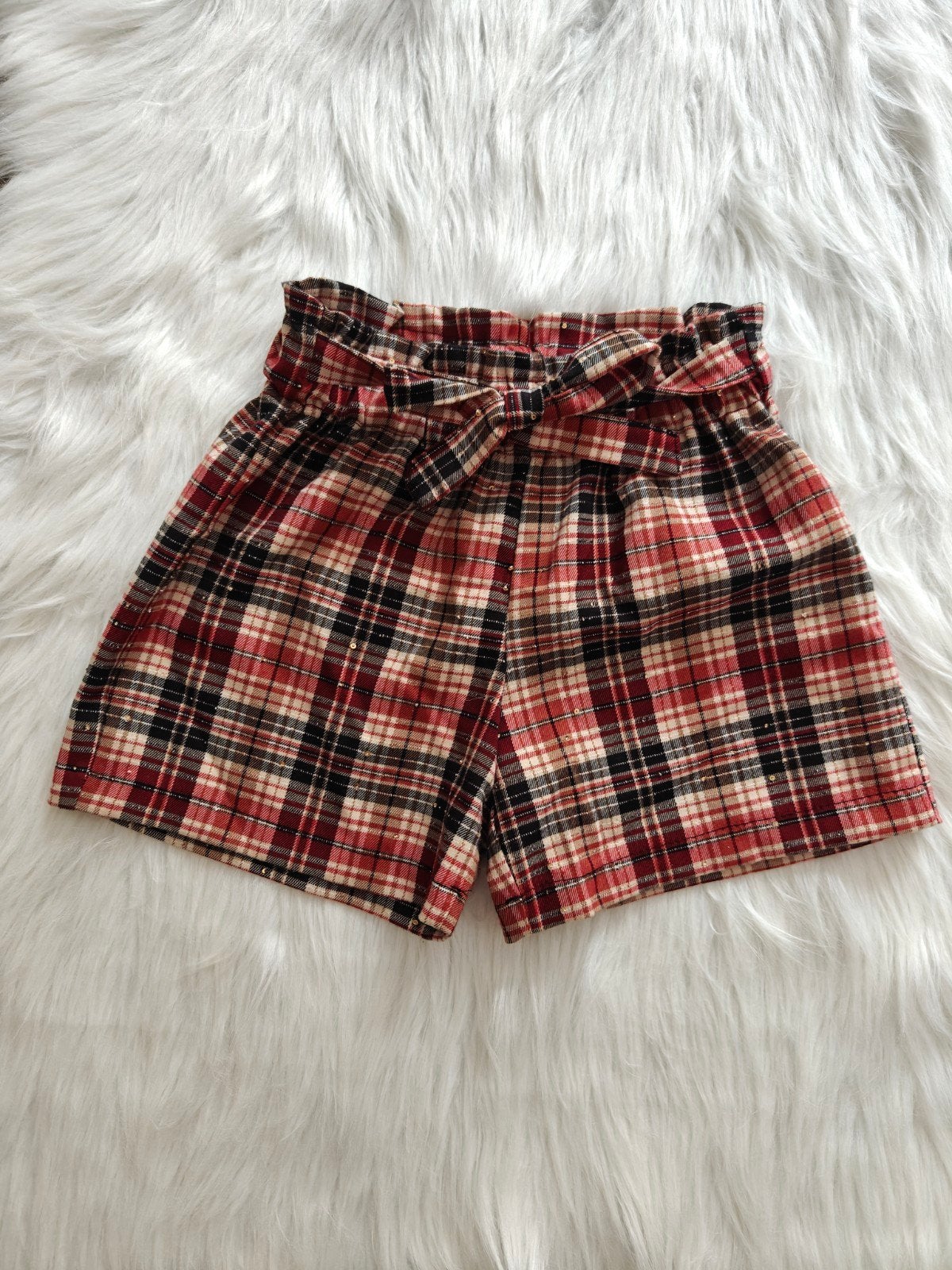 Meilisa Bai korte winterbroek 122, Kinderen en Baby's, Broek, Meisje, Ophalen of Verzenden, Zo goed als nieuw