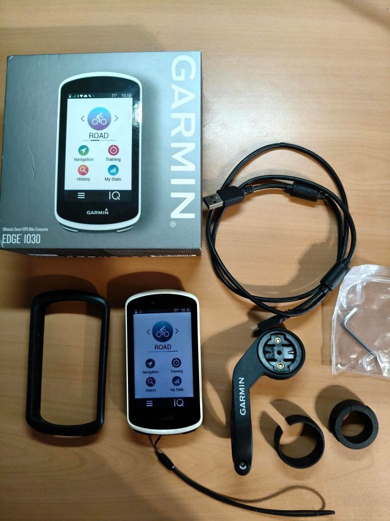 Garmin Edge 1030 + Garmin Extended Out-Front Mount, Enlèvement ou Envoi, Sans fil, Comme neuf