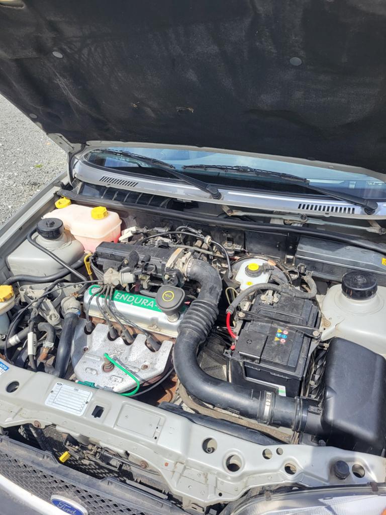 Fiesta 1.3 benzine euro 4 Lire description SVP, Particulier, Achat, Euro 4