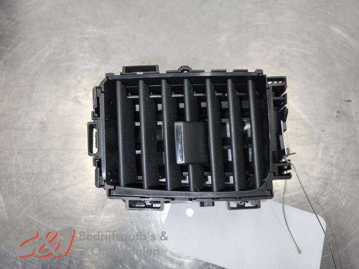 Grille aération tableau de bord d'un Fiat Scudo, -, 3 mois de garantie, Utilisé, Fiat