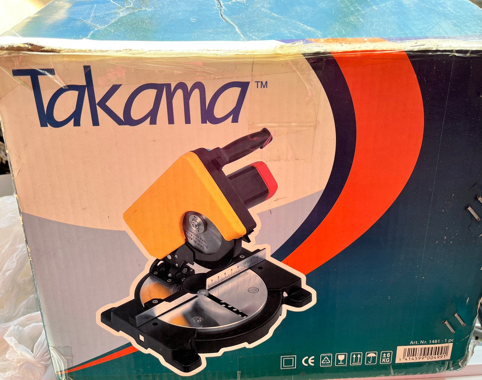 Takama kap- en verstekzaag 1050 W, Ophalen, Zo goed als nieuw, 600 tot 1200 watt