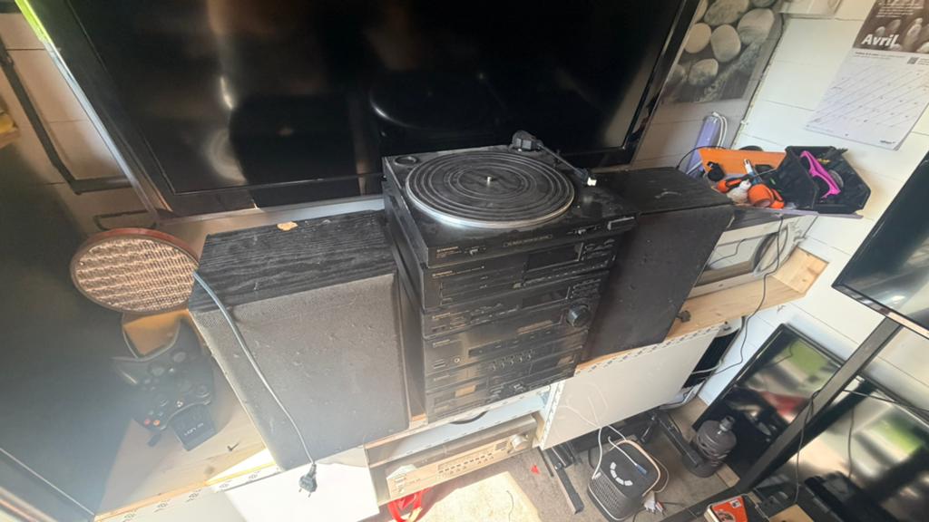 Chaîne hifi Pioneer, Enlèvement, Utilisé