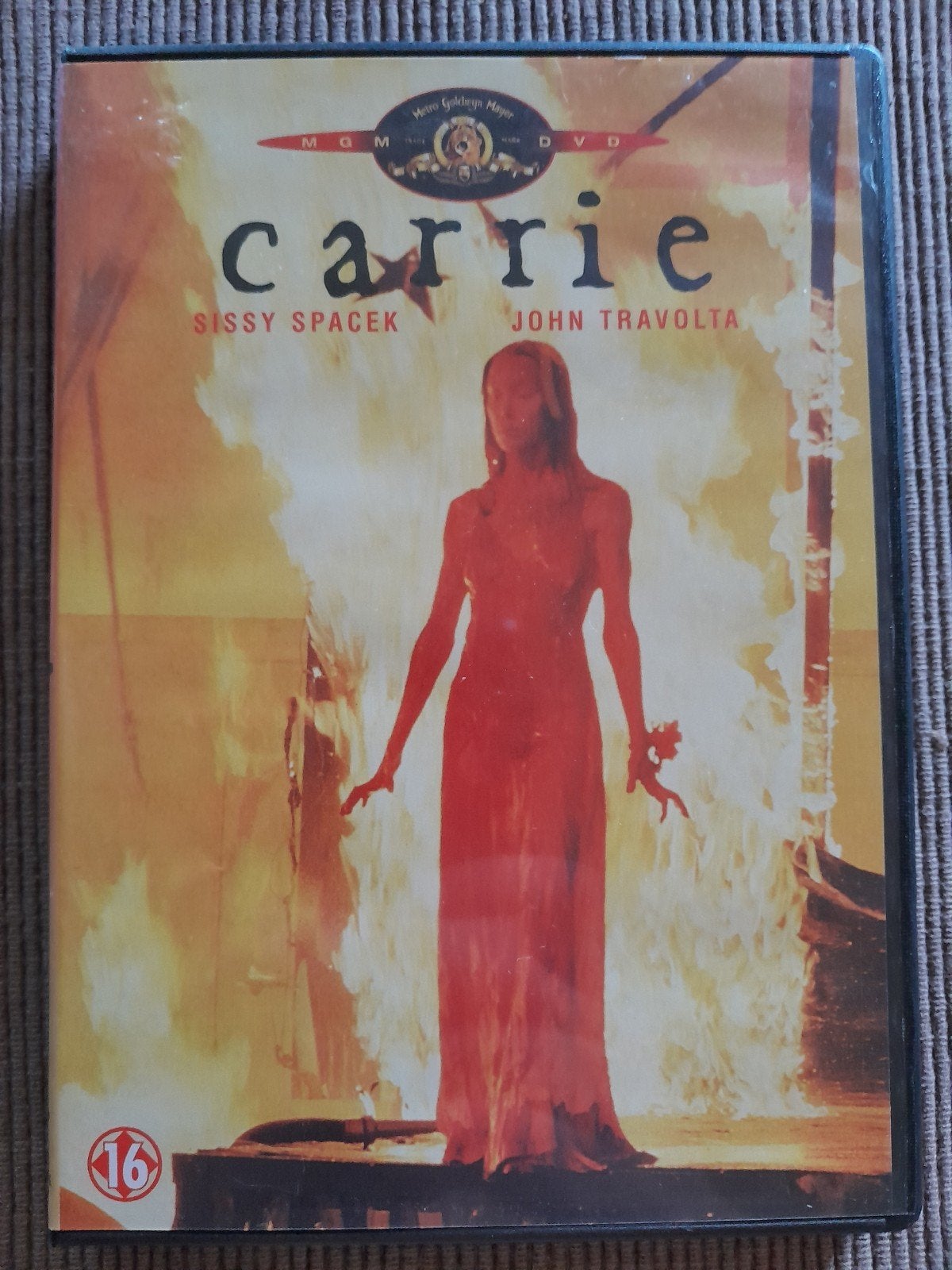 Carrie, Enlèvement ou Envoi, Anglais, Horreur, À partir de 16 ans