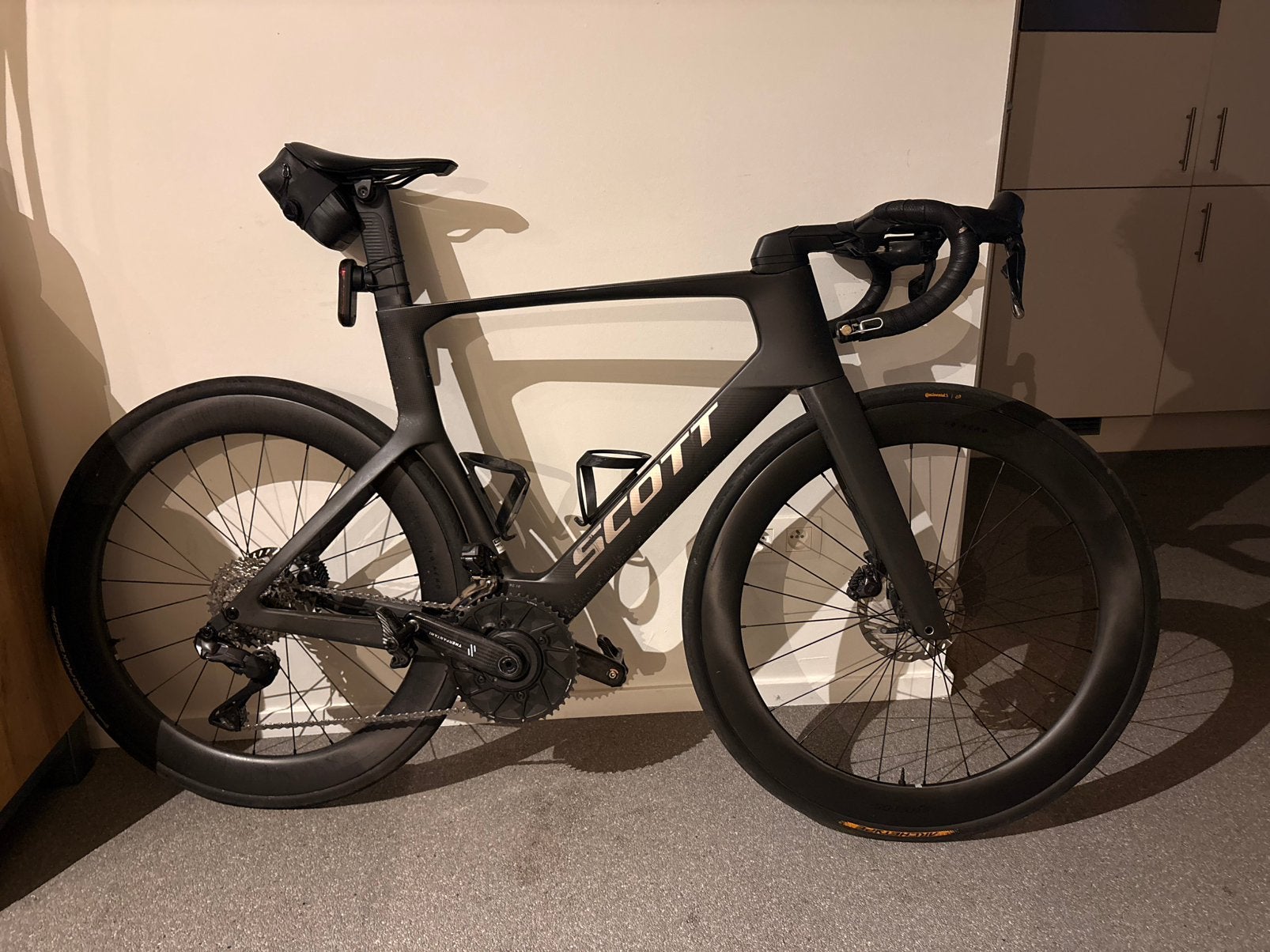 Scott Foil RC10 2025 Ultegra di2 12sp Matte Carbon - L / 56, 28 inch, Carbon, Heren, Zo goed als nieuw