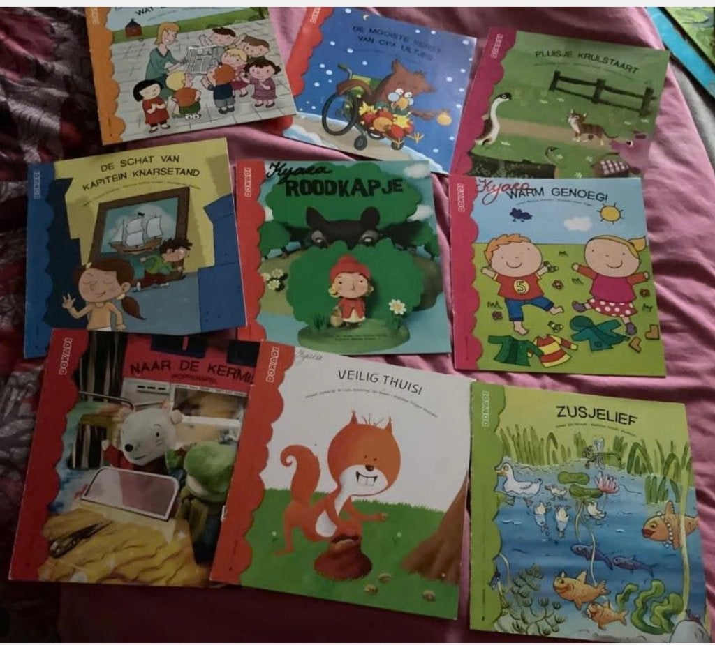 9 DOKADI leesboekjes van 2012, Ophalen of Verzenden