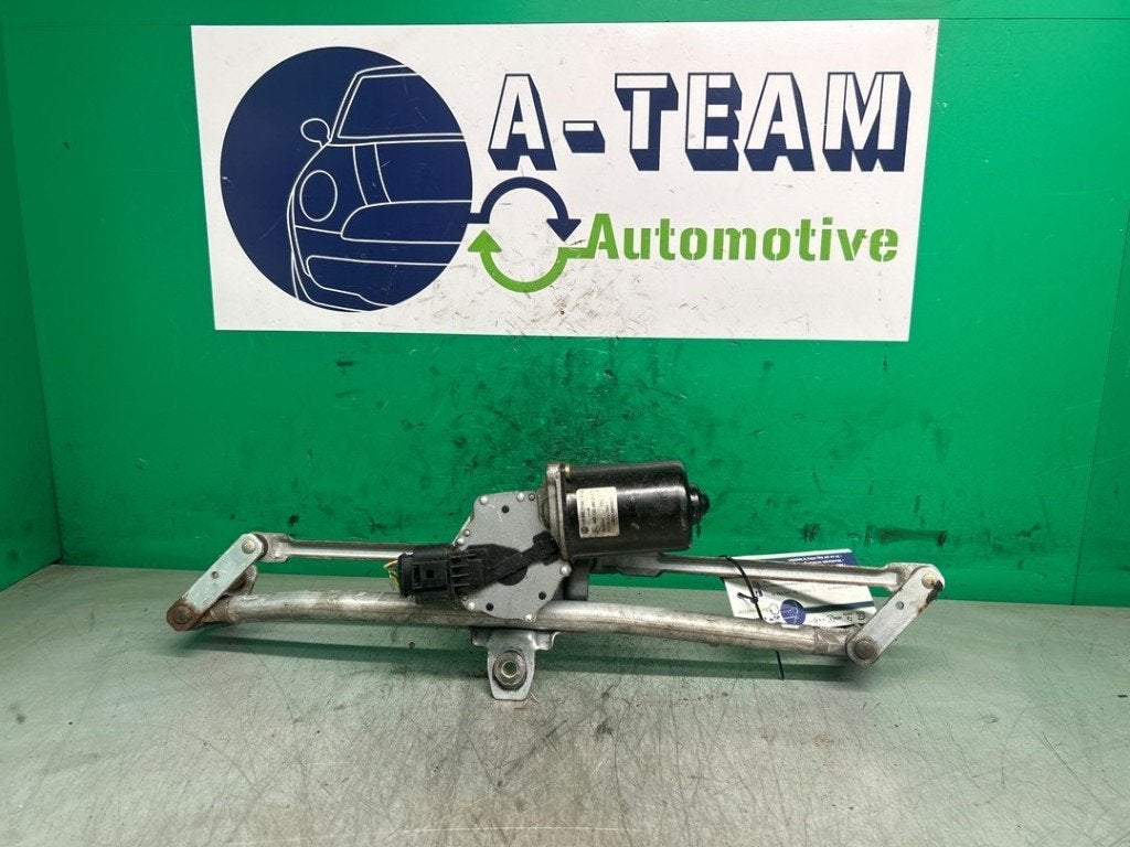 MOTEUR + TRINGLERIE ESSUIE GLACE AVANT Golf IV (1J1), Autos : Pièces & Accessoires, Volkswagen, Volkswagen AG, Utilisé, Kundenbetreuung@volkswagen.de