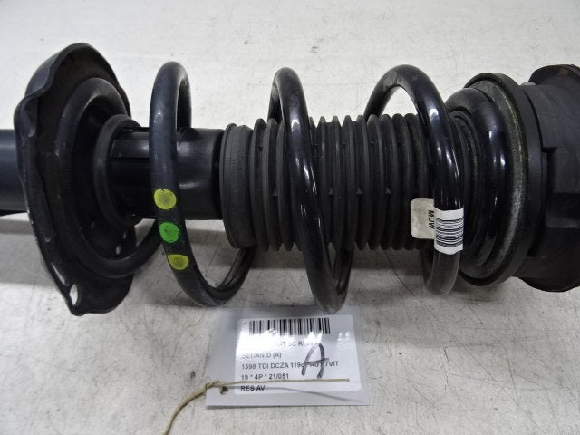 RESSORT DE SUSPENSION AVANT Volkswagen Passat (3G2), Utilisé, Volkswagen