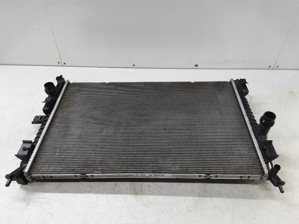 RADIATEUR Partner (EA / / EF / EN / EU) (P9675747980-05), Kontakt-peugeot@peugeot.com, Gebruikt, Peugeot Deutschland GmbH, Bahnhofsplatz
65423  Rüsselsheim, DE