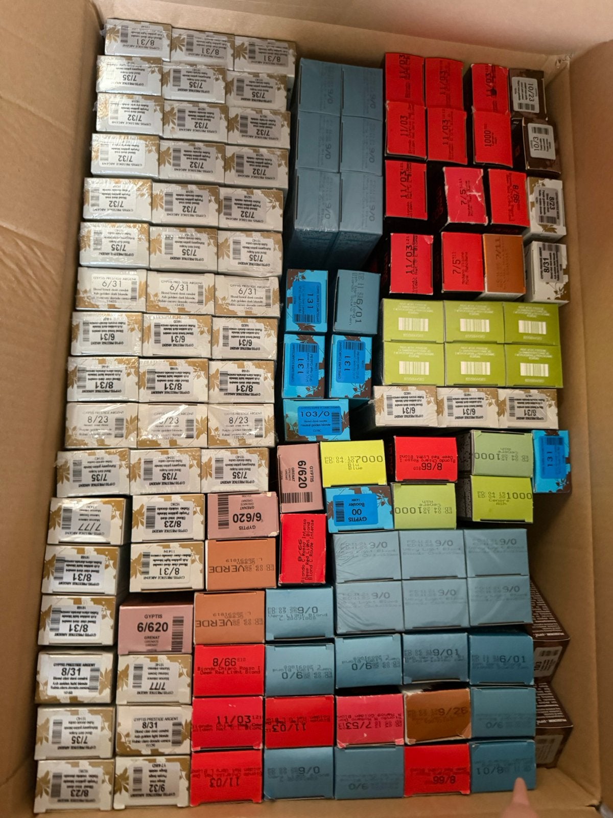 Grote partij professionele haarverf Fauvert kappersproducten, Ophalen, Nieuw, Haardroger