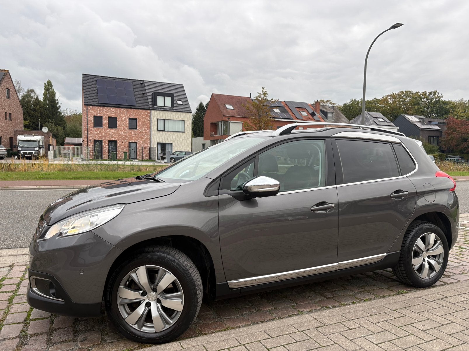 Peugeot 2008 | 12 Maanden Garantie | 78 Dkm | Benzine | 2016, 1199 cc, 110 g/km, 5 deurs, 3 cilinders