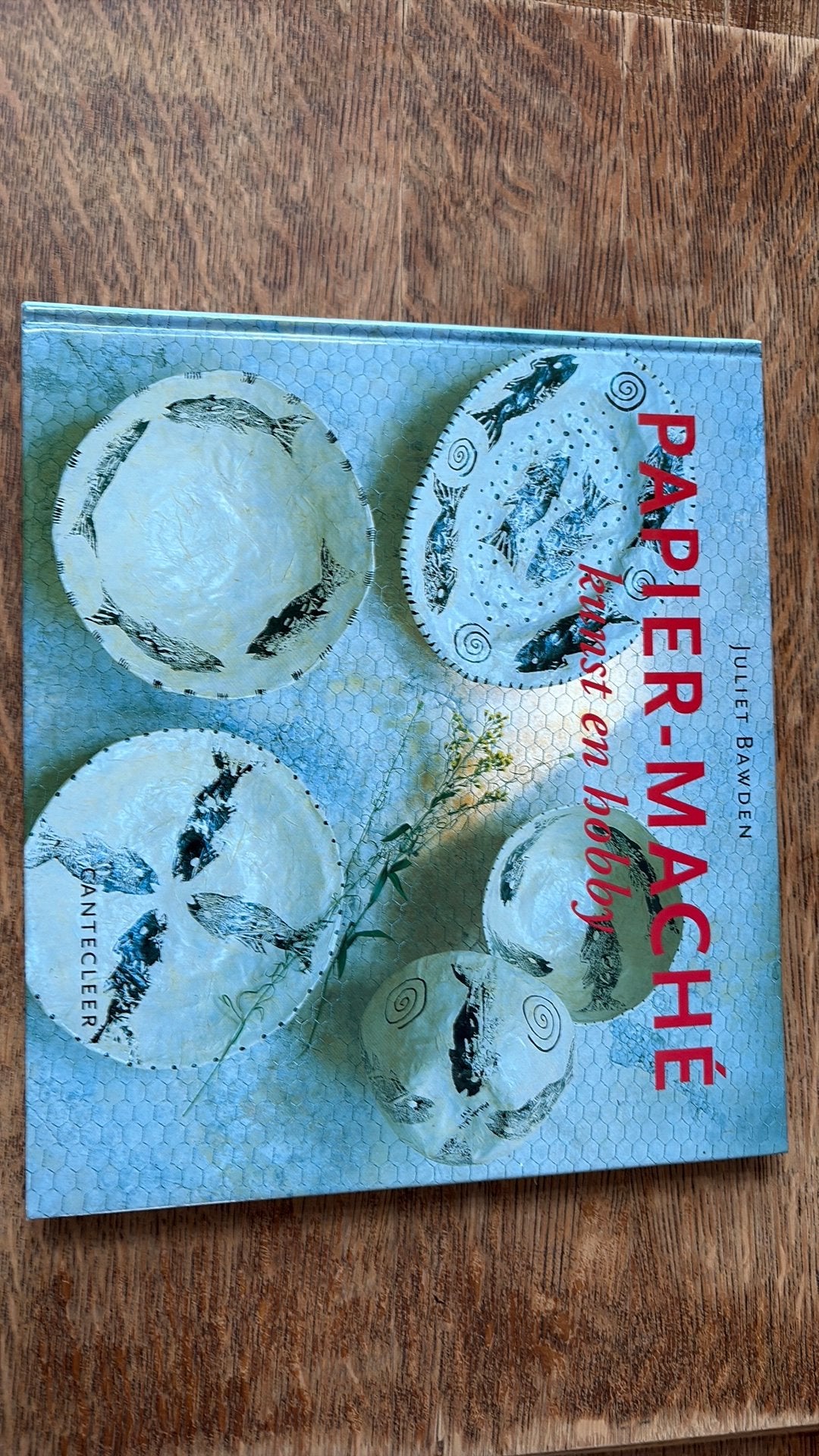 J. Bawden - Papier-mache, Enlèvement ou Envoi, J. Bawden
