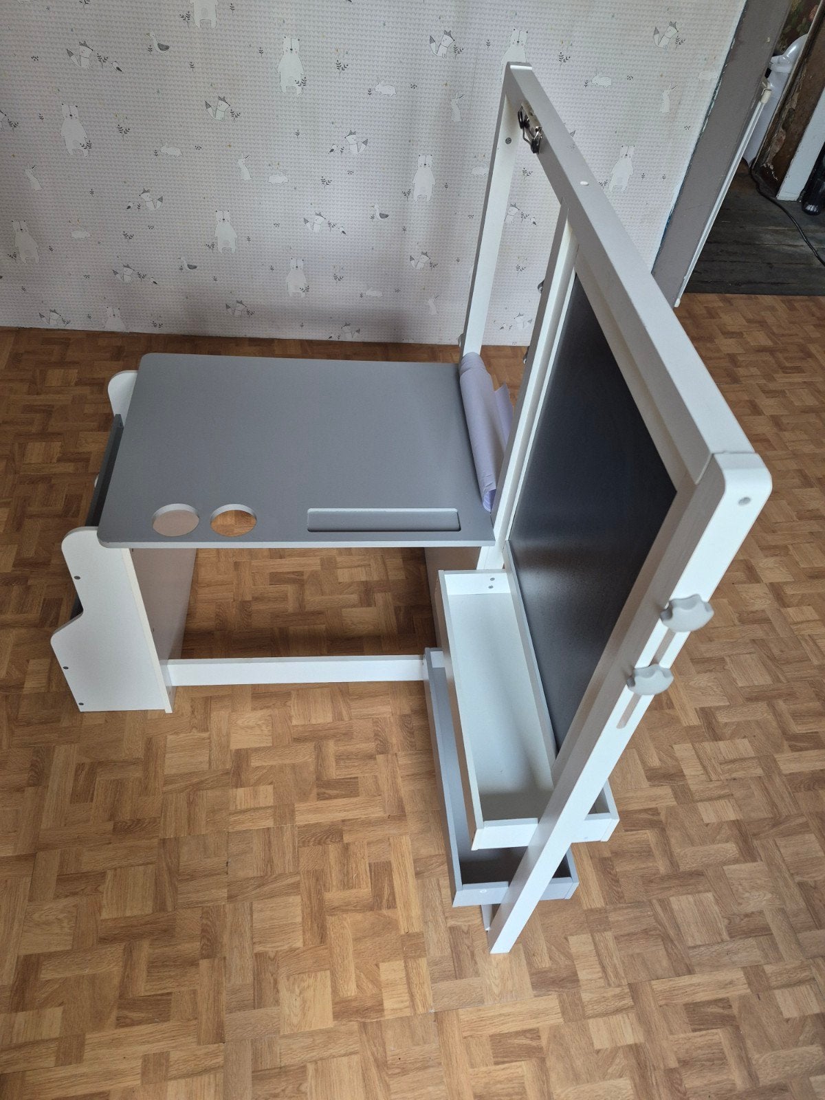 Bureau enfant, Enlèvement