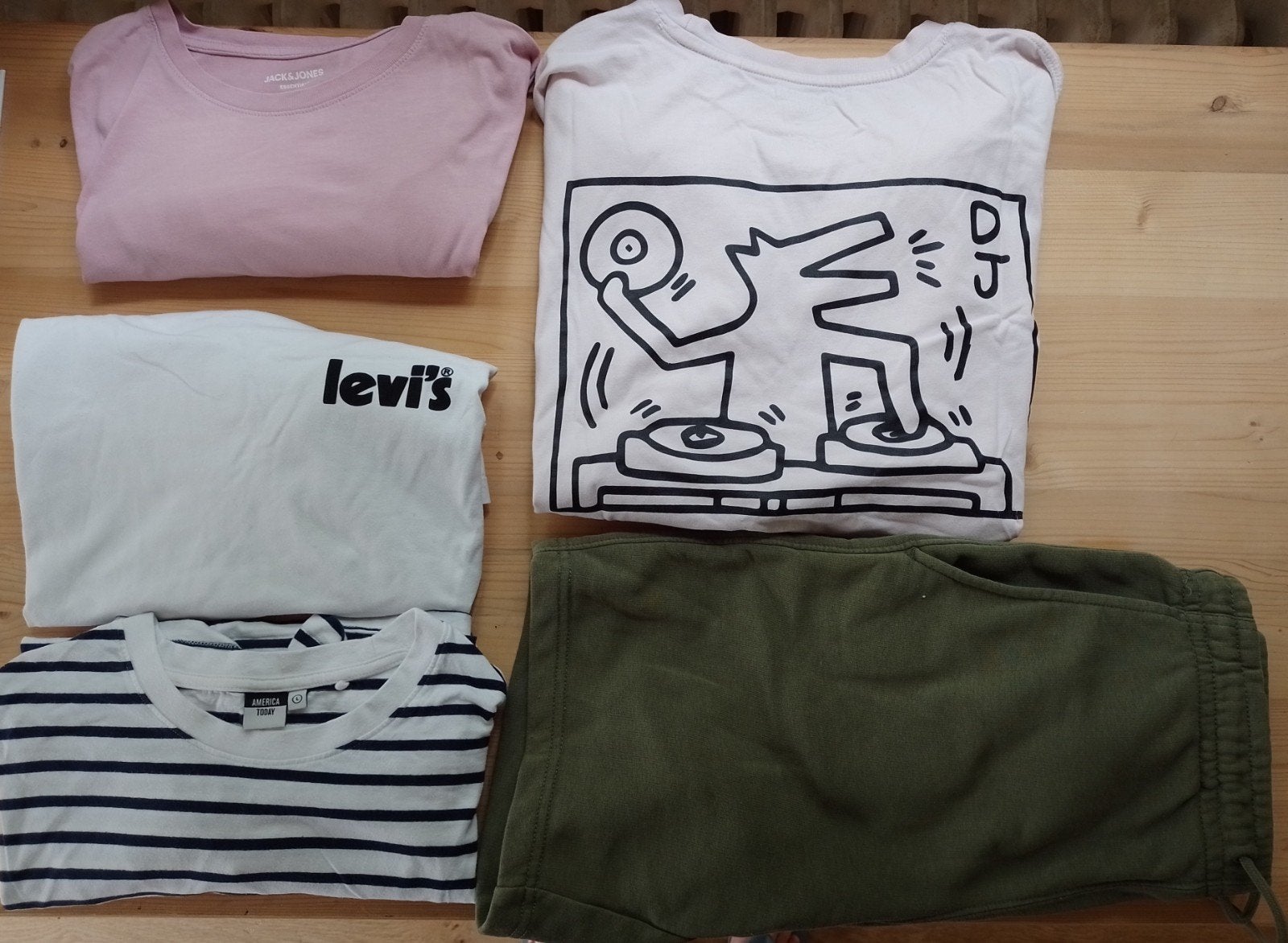 4 tee-shirt+ 1 bermuda, Rose