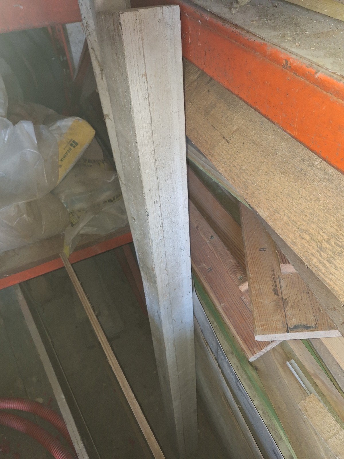 2 Linteaux en beton 1m80 et 2m, Bricolage & Construction, Enlèvement