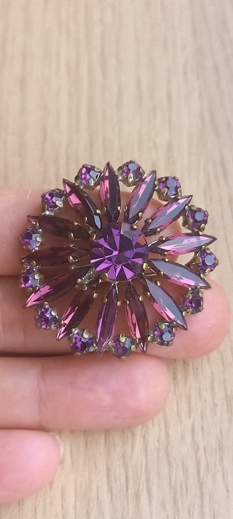 ancien Broche ajourée  strass, Handtassen en Accessoires, Antieke sieraden, Ophalen of Verzenden, Overige materialen, Broche