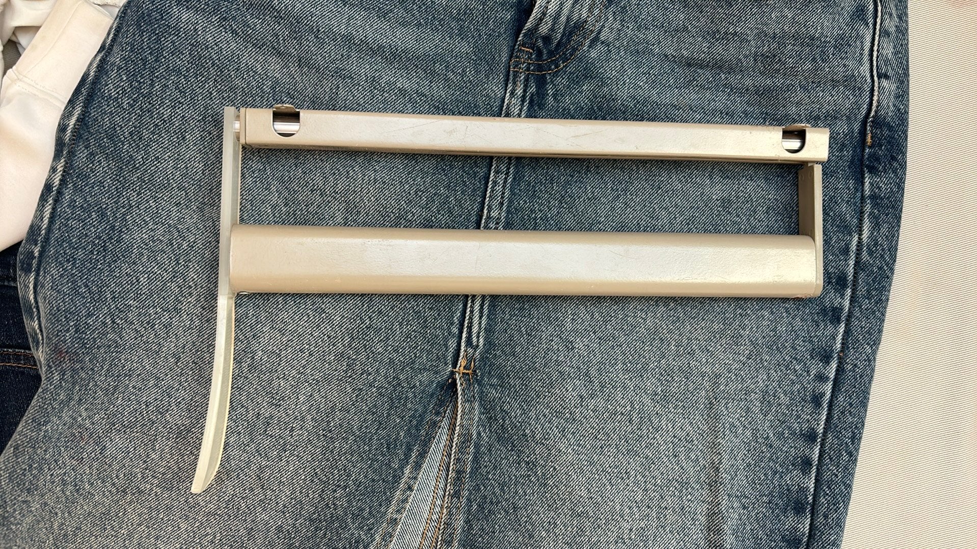 Komplement ikea uitschuifbaar kledingrek voor pax kast, Ophalen, Zo goed als nieuw