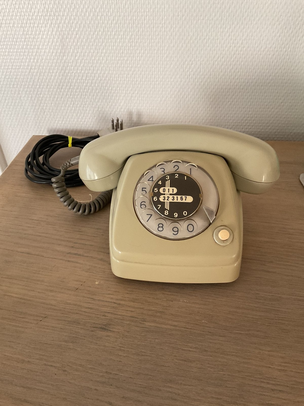 Klassieke vintage RTT 57B draaischijf telefoon, Verzamelen, Verzenden