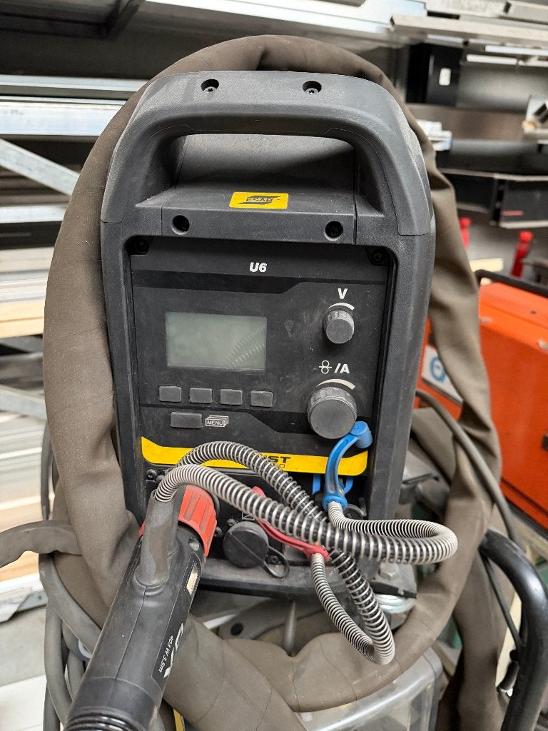 Esab Aristomig 4004i Pulse + U6 draadkoffer - lasapparaat, Enlèvement