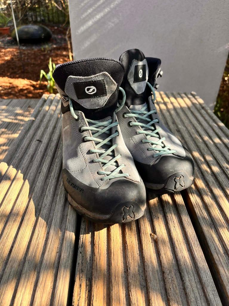 Scarpa wandelschoenen Hike dames maat 40.5, Sport en Fitness, Ophalen, Zo goed als nieuw, Schoenen