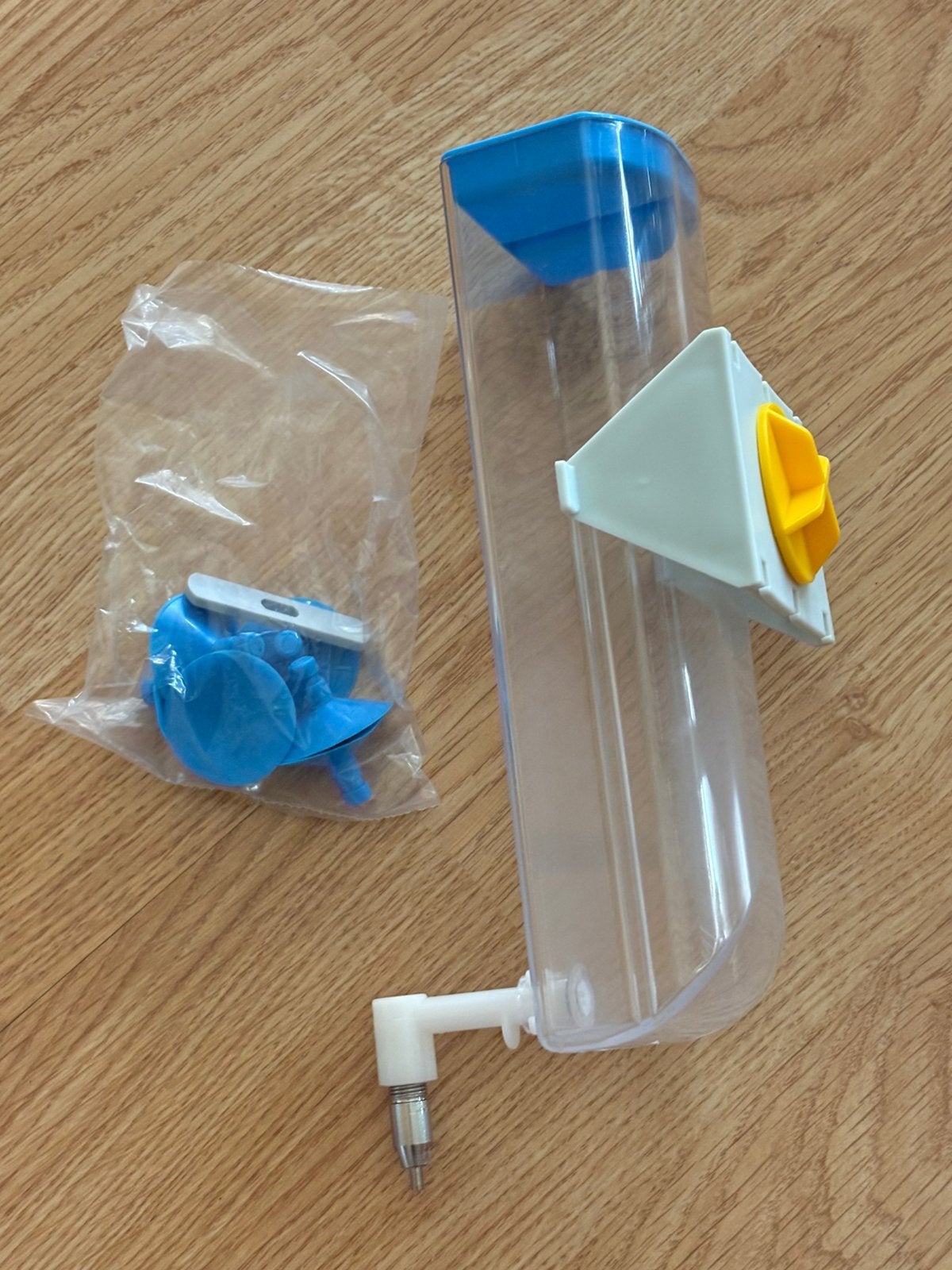 Abreuvoir/biberon plastique Ferplast pour cobaye ou lapin, Enlèvement ou Envoi, Utilisé, Accessoire pour rongeur
