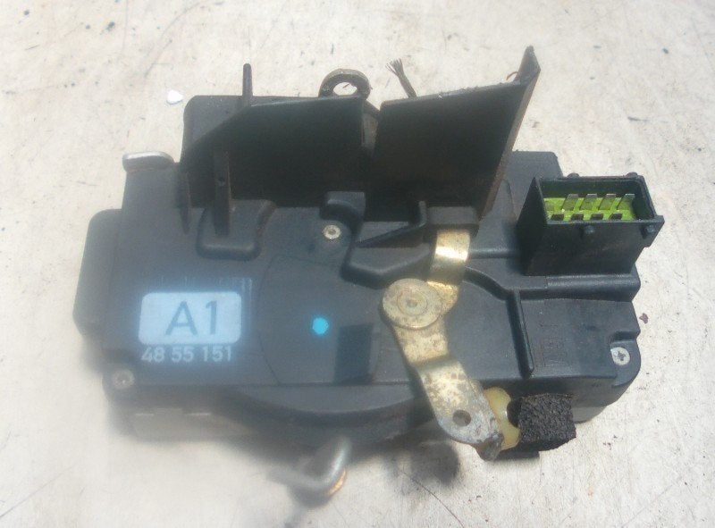 SERRURE DE PORTE AVANT GAUCHE Saab 9-5 (YS3E) (48--55-151), Saab-de-info@saabgroup.com, Marienbergstraße  96
90411  Nürnberg, DE