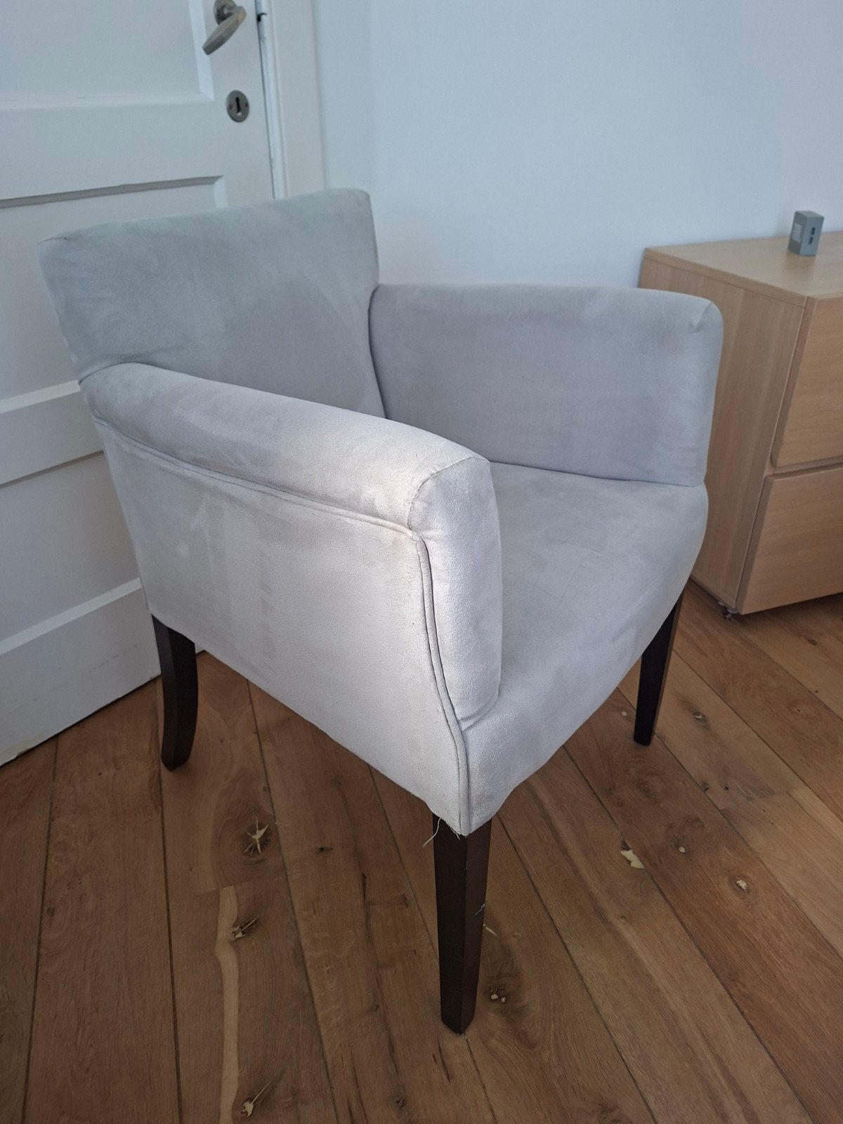 Fauteuille élégant et pratique a la fois, Enlèvement