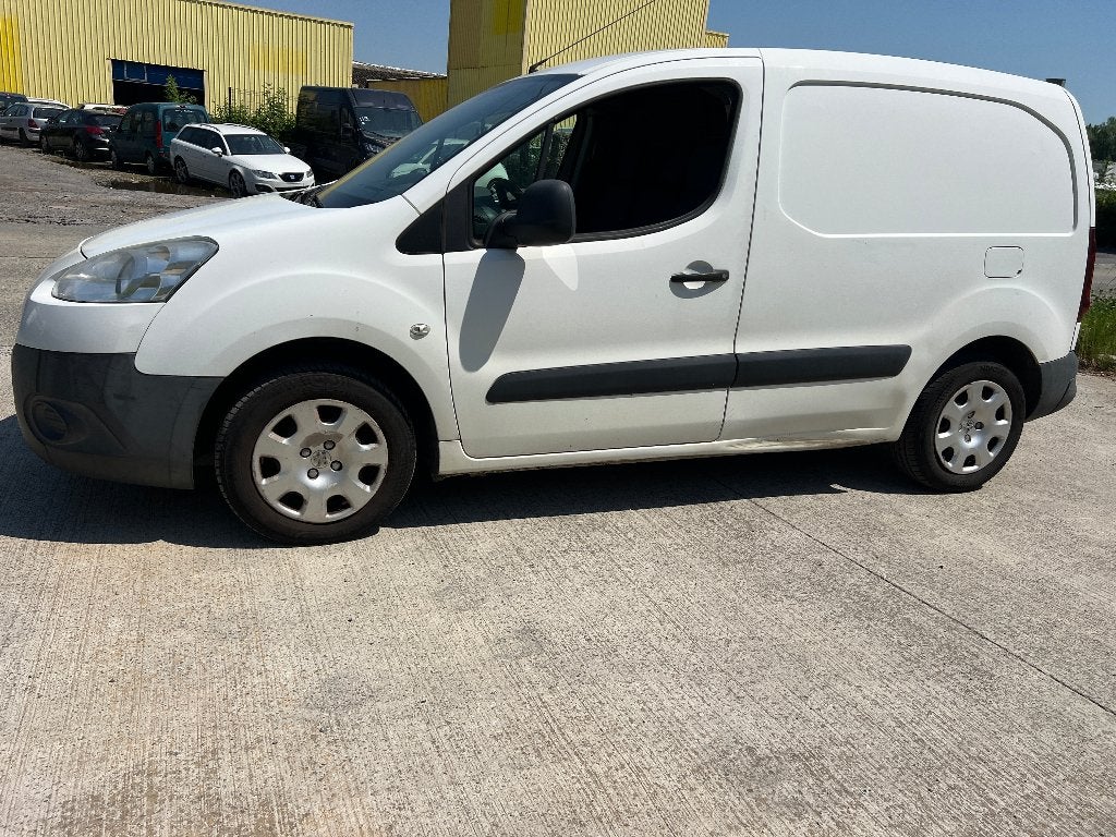 Peugeot Partner 1.6 Diesel, Auto's, Peugeot, Euro 5, Bedrijf, 5 deurs, Te koop