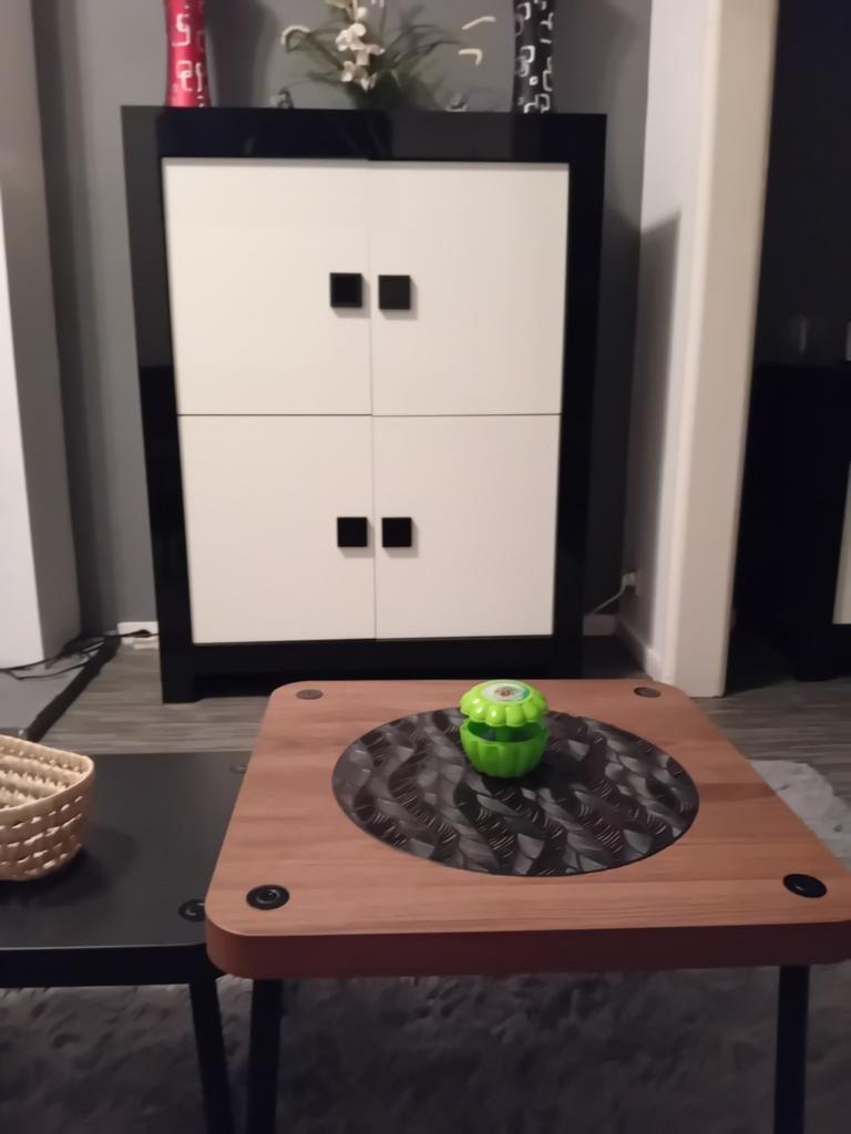 Beau meuble, Enlèvement