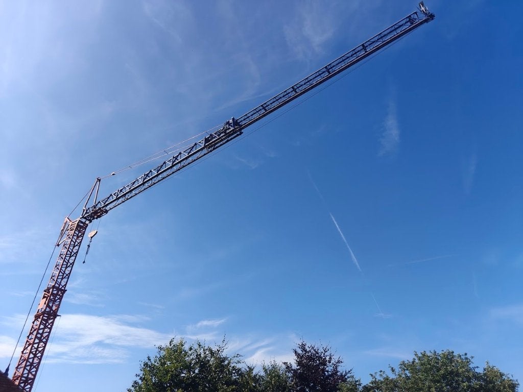 Grue de chantier Arcomet T24, Enlèvement, Grue