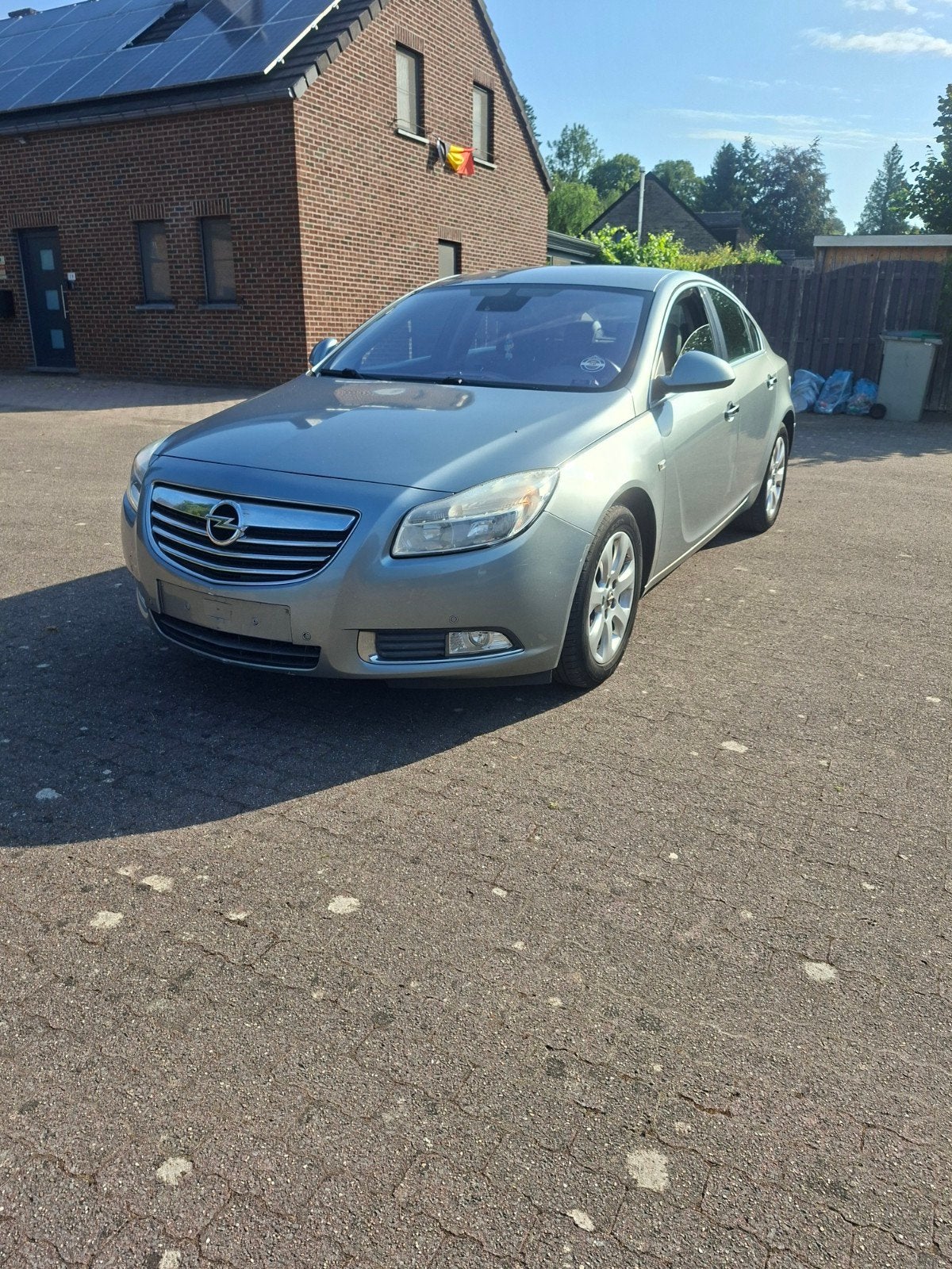 Opel Insignia 2.0tdci 
Année 2012
270.000km
Climatisati, Automaat, Particulier, Parkeercamera, Te koop