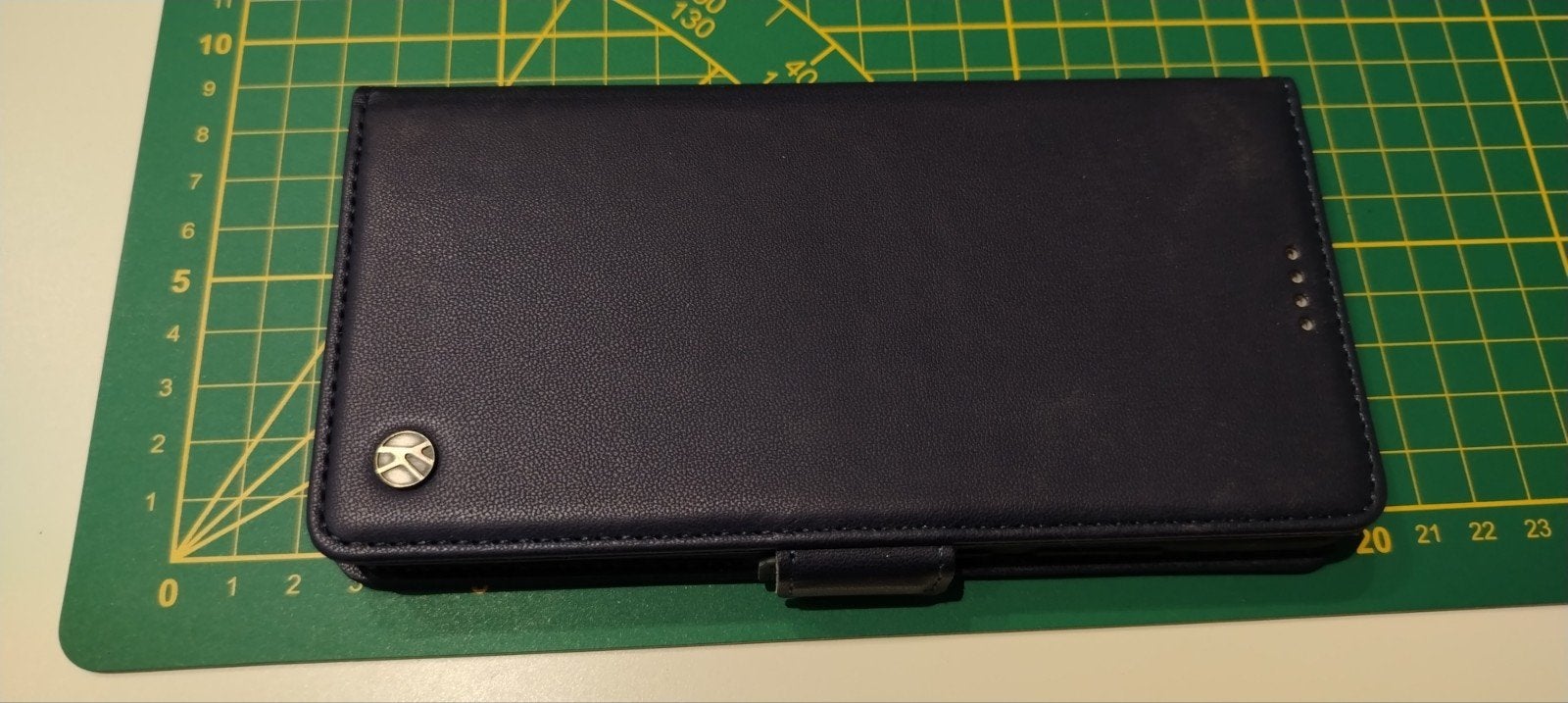 Hoesje/etui in boekstijl - Motorola G85 5G -- als nieuw., Ophalen of Verzenden, Zo goed als nieuw, Flipcase