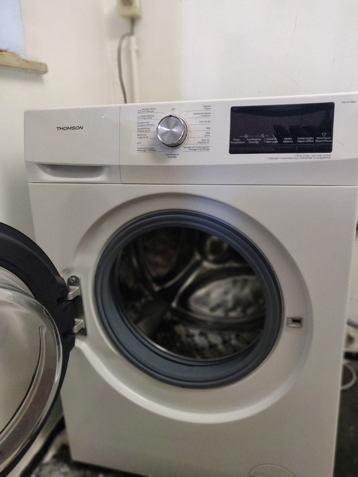 Wasmachine Thomson  (Voorlader), Elektronische apparatuur, Ophalen