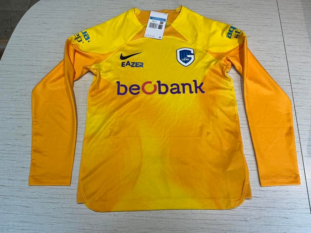 Voetbaltrui KRC GENK (M 137-147), Maat M, Ophalen, Nieuw, Shirt