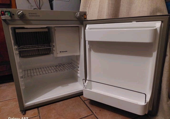 Dometic RM-4211 mobilhome camper caravan koelkast 12v 220v, Enlèvement ou Envoi, Utilisé