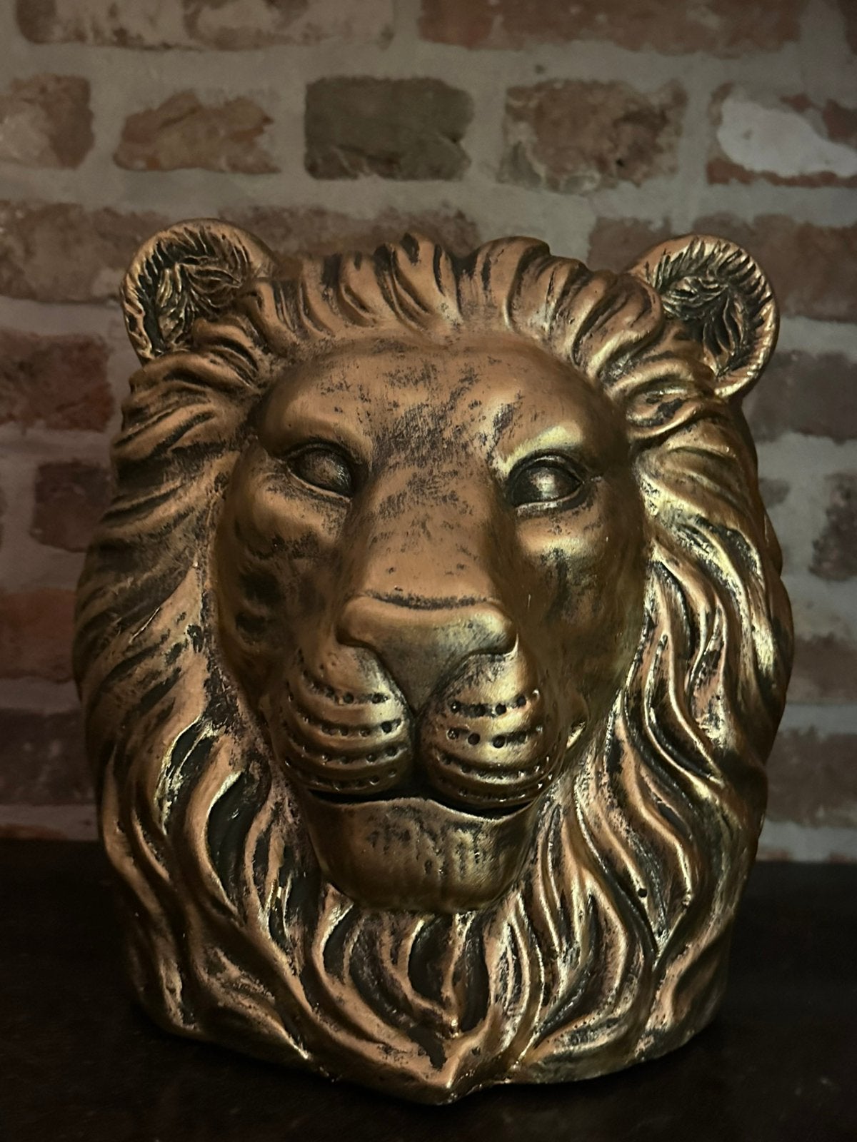 Gouden leeuw - decoratief / bloempot, Verzenden, Zo goed als nieuw