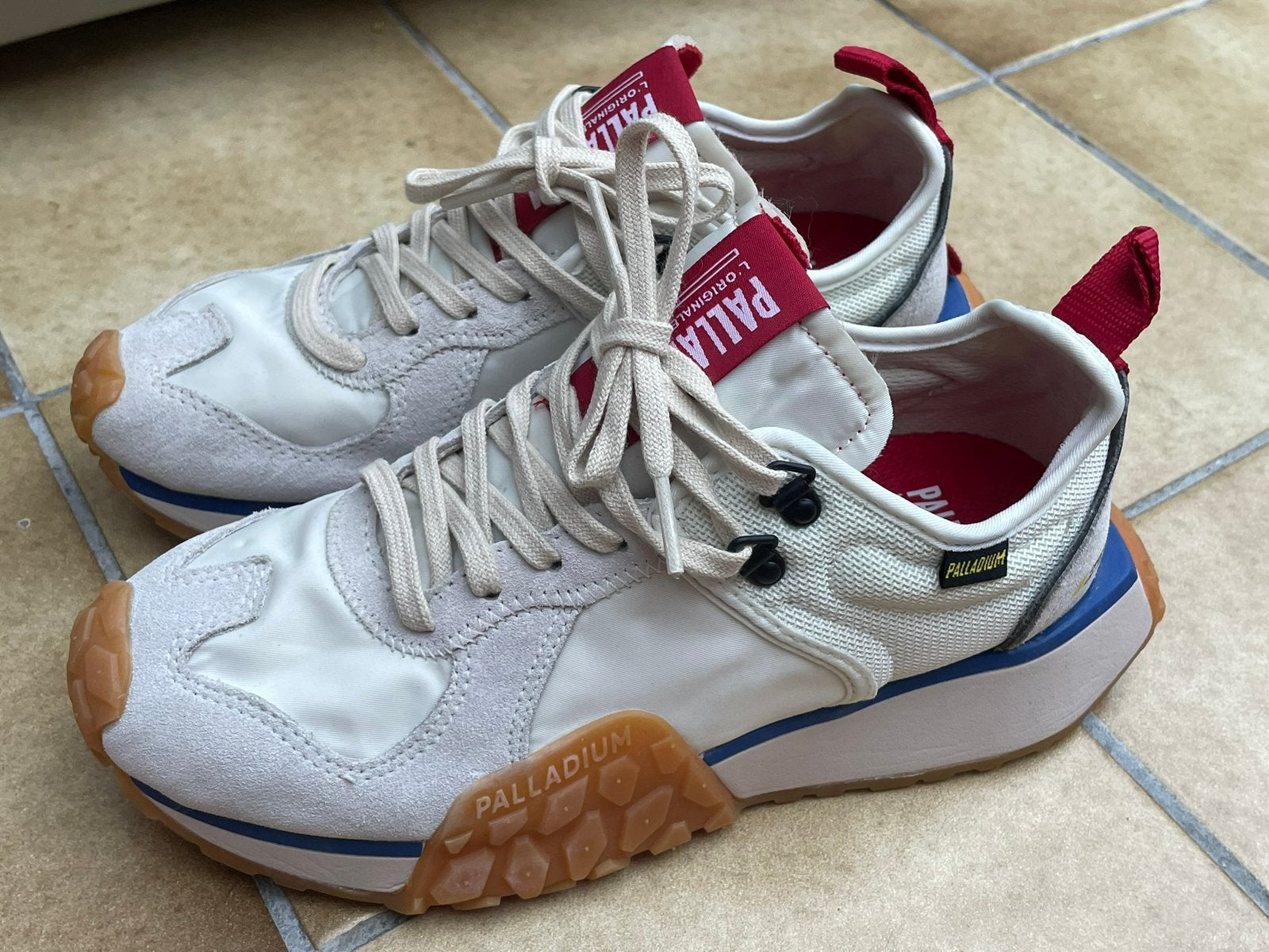 Palladium Troop Running Sneakers Star White EU 38, Kleding | Dames, Beige, Ophalen of Verzenden, Zo goed als nieuw, Sneakers