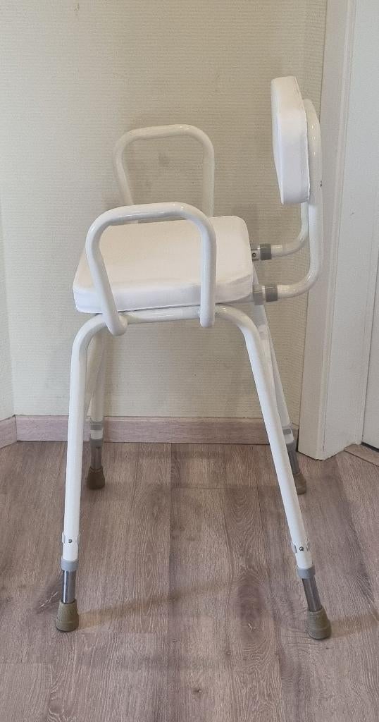 Aquatec douchestoel - Nieuw, Huis en Inrichting, Stoelen, Ophalen, Zo goed als nieuw, Wit