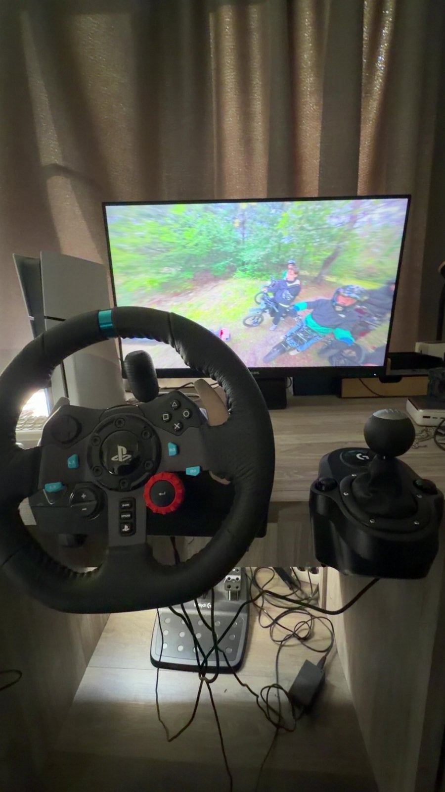 Logitech G29., Enlèvement, Neuf, Volant ou Pédales, PlayStation 5