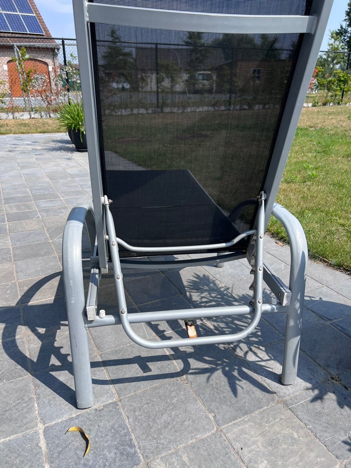 Beschadigde tuin stoel, Tuin en Terras, Ophalen, Gebruikt